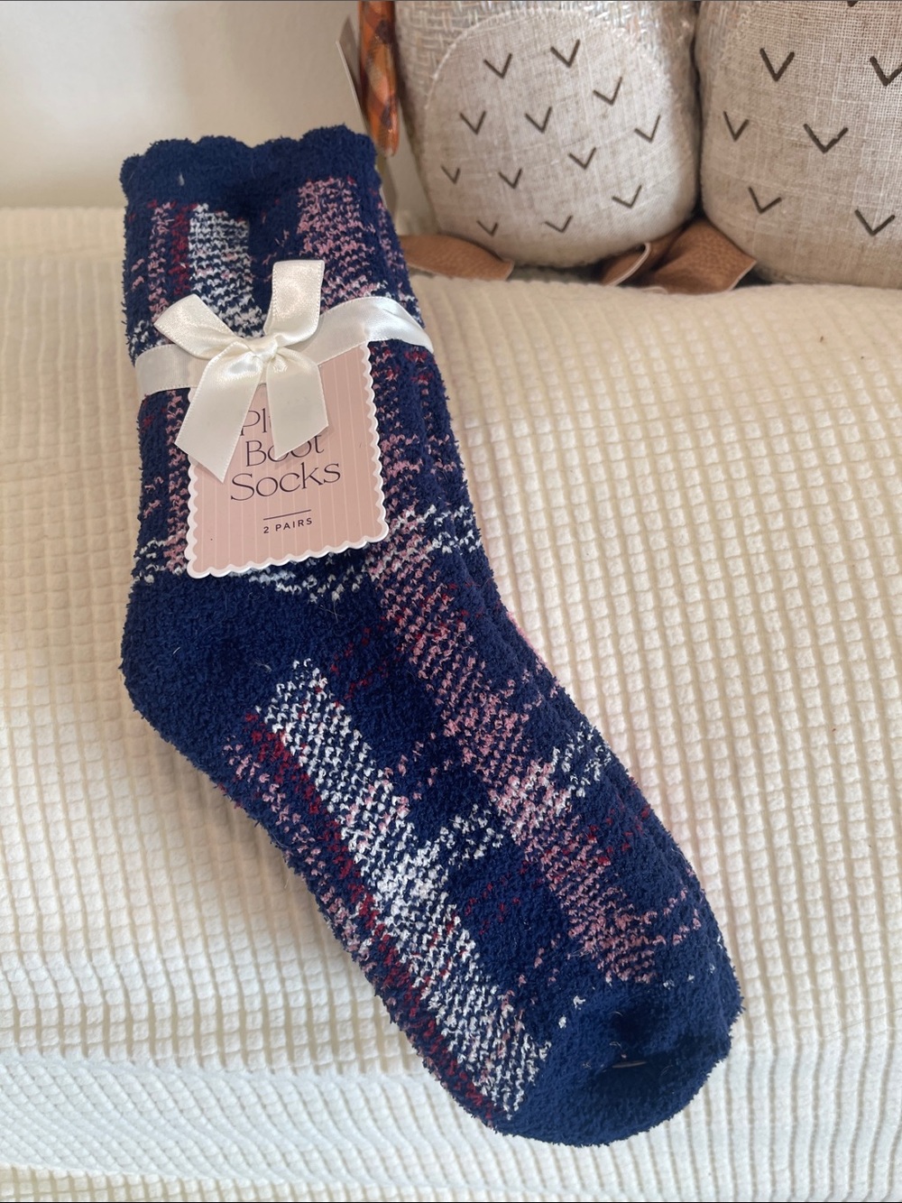 Cozy Plaid Fuzzy Boot Socks - Navy